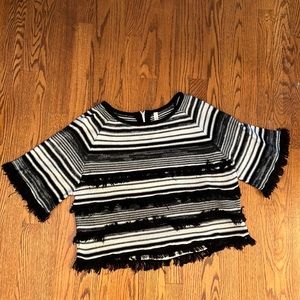 Andrée by unit black and white shirt sleeve sweater top